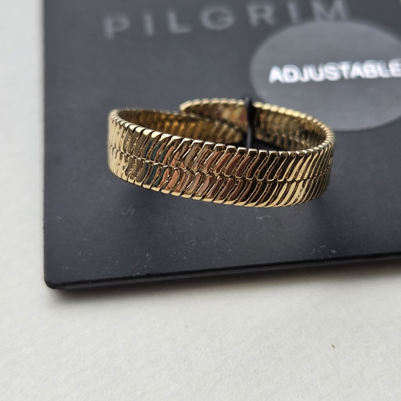 Pilgrim Adjustable Textured Gold Tone Rings Set - Picture 4 of 7